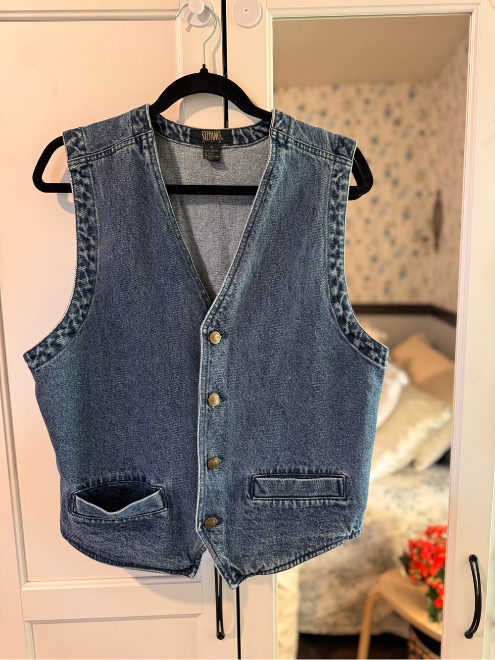 Vintage Denim Vest with Button Front - Blue - Picture 6 of 6